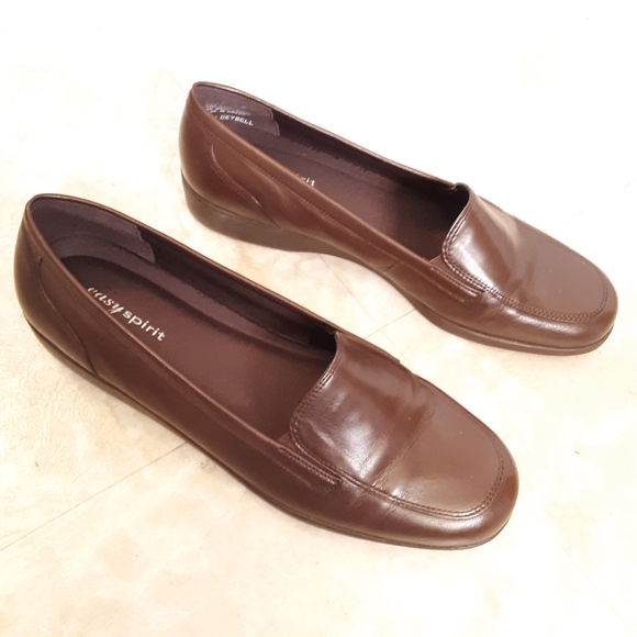 Easy Spirit Deybell brown loafers shoes size 8.5 slip on EUC - Picture 1 of 7
